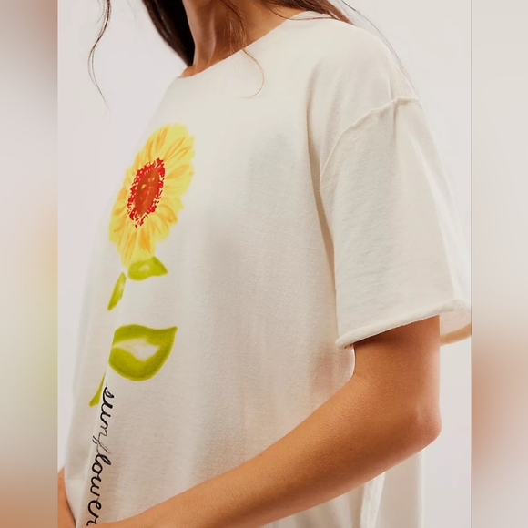🌻NWOT) "Sunflower tee" By"we the free" 🌻 - Picture 3 of 16